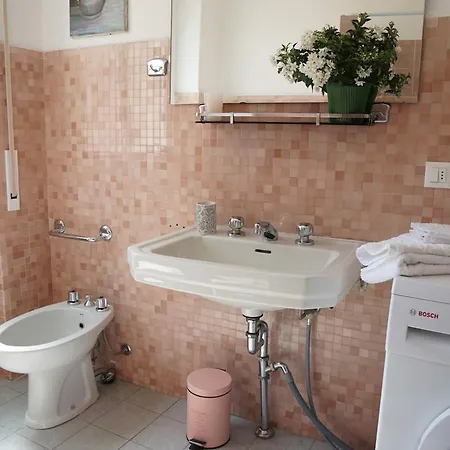 Casa Lydia, Elegant, Wide And Bright דירה ראפאלו