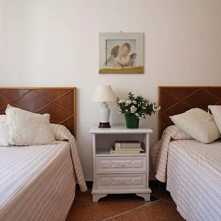 Casa Lydia, Elegant, Wide And Bright